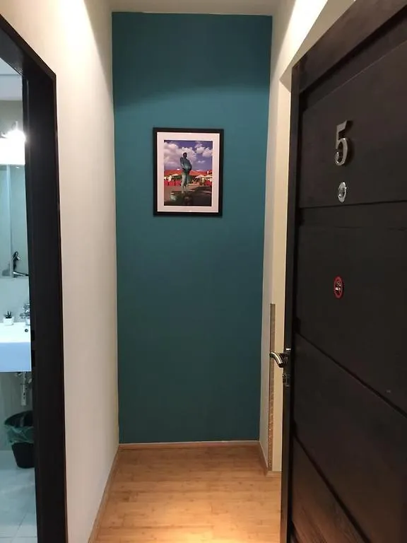 Central Studios Praha 3*,